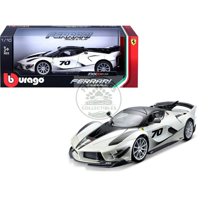 ferrari fxx k evo #70 white 1/18 diecast model car by bburago