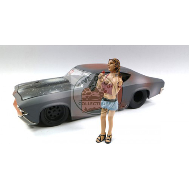 look out girl monica figure for 1:24 scale diecast car models by american diorama
