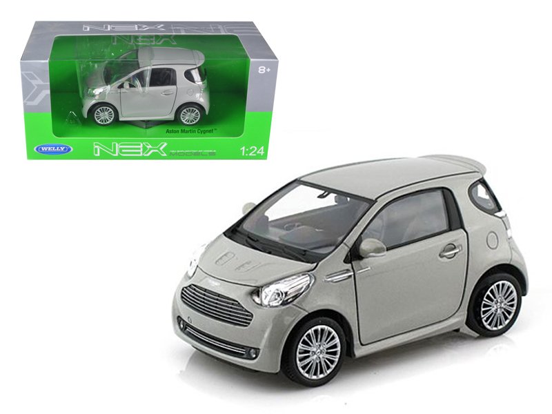 aston martin cygnet silver 1/24 diecast model car by welly aston martin cygnet silver 1/24 diecast model car by welly