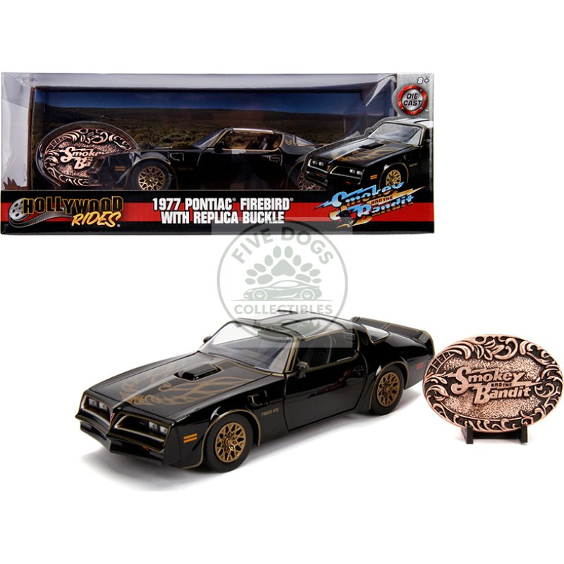 1977 pontiac firebird trans am black with replica buckle "smokey and the bandit" (1977) movie "hollywood rides" series 1/24 diecast model car by jada
