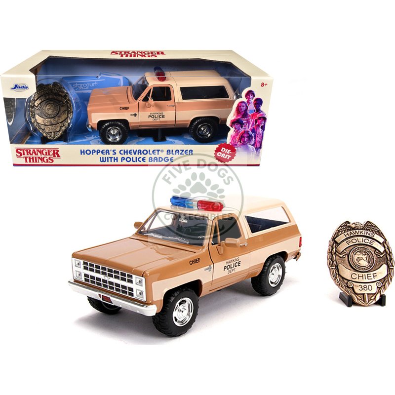 hopper's chevrolet blazer with police badge "hawkins police dept." "stranger things" (2016) tv series 1/24 diecast model car by jada