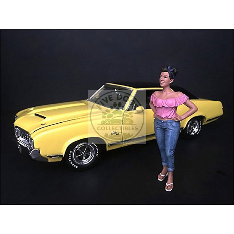 "hanging out ii" gloria figurine for 1/18 scale models by american diorama