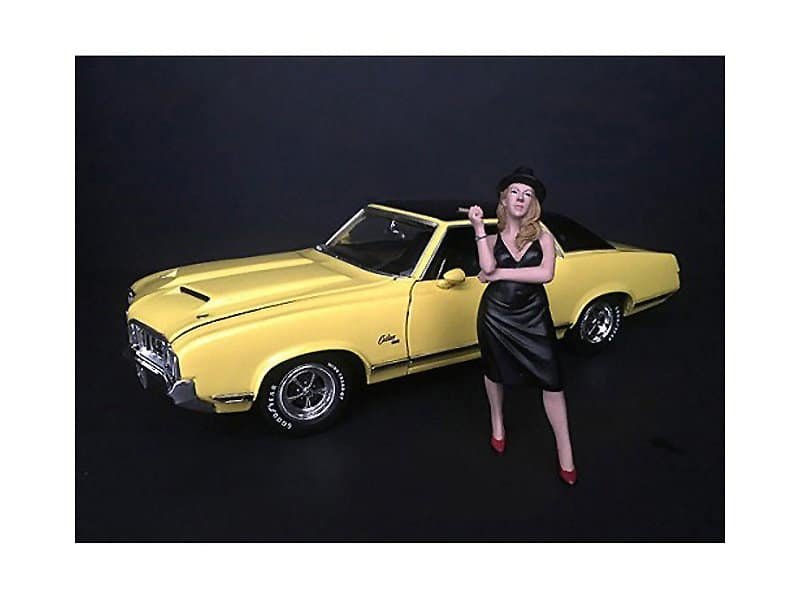 "hanging out ii" patricia figurine for 1/24 scale models by american diorama "hanging out ii" patricia figurine for 1/24 scale models by american diorama