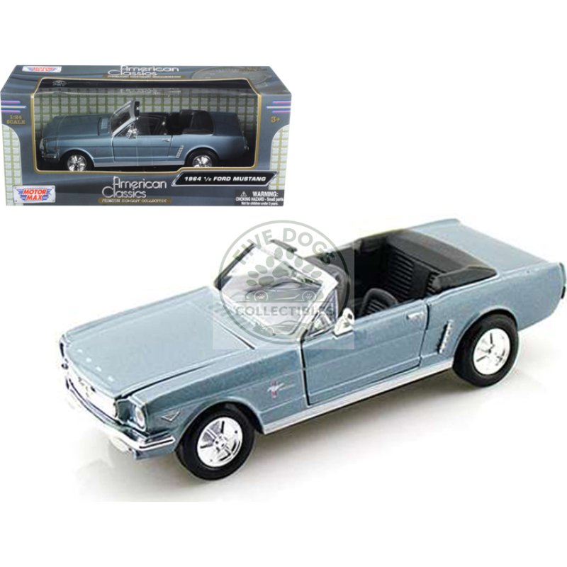 1964 1/2 ford mustang convertible light blue 1/24 diecast model car by motormax