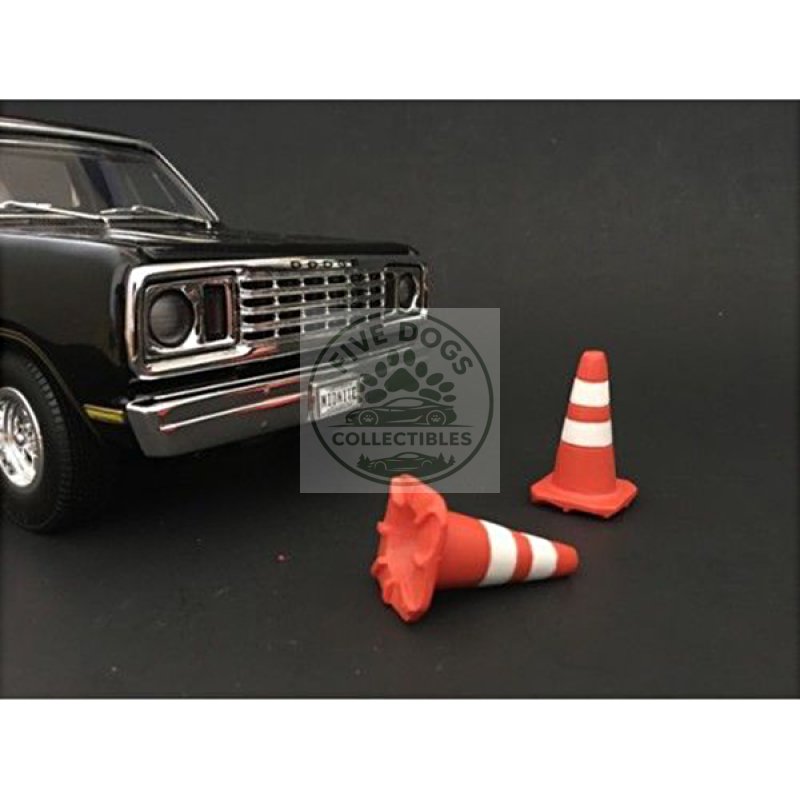 traffic cones set of 4 accessory for 1:24 models by american diorama