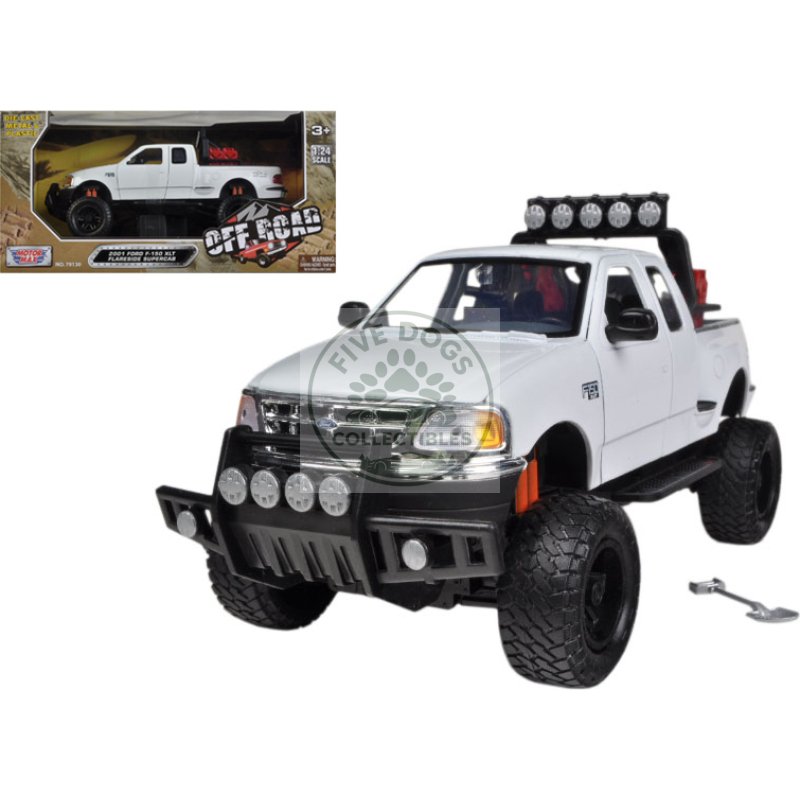 2001 ford f 150 xlt flareside supercab off road pickup truck white 1/24 diecast model car by motormax