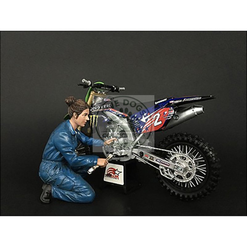 mechanic chole figurine for 1/12 scale motorcycle models by american diorama