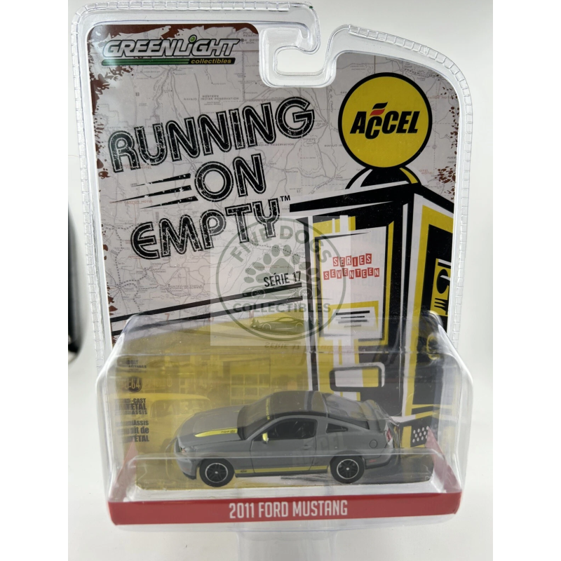 41170e greenlight 1/64 2011 ford mustang running on empty
