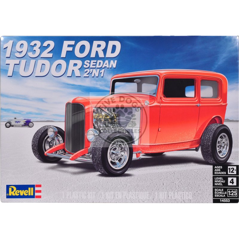 level 4 model kit 1932 ford tudor sedan 2 in 1 kit 1/25 scale model by revell