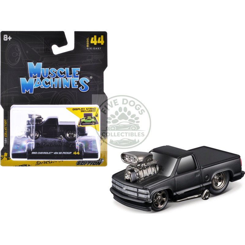 1993 chevrolet 454 ss pickup truck matt black "blackout edition" 1/64 diecast model by muscle machines