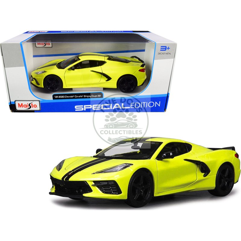 2020 chevrolet corvette stingray z51 coupe yellow with black stripes 1/24 diecast model car by maisto