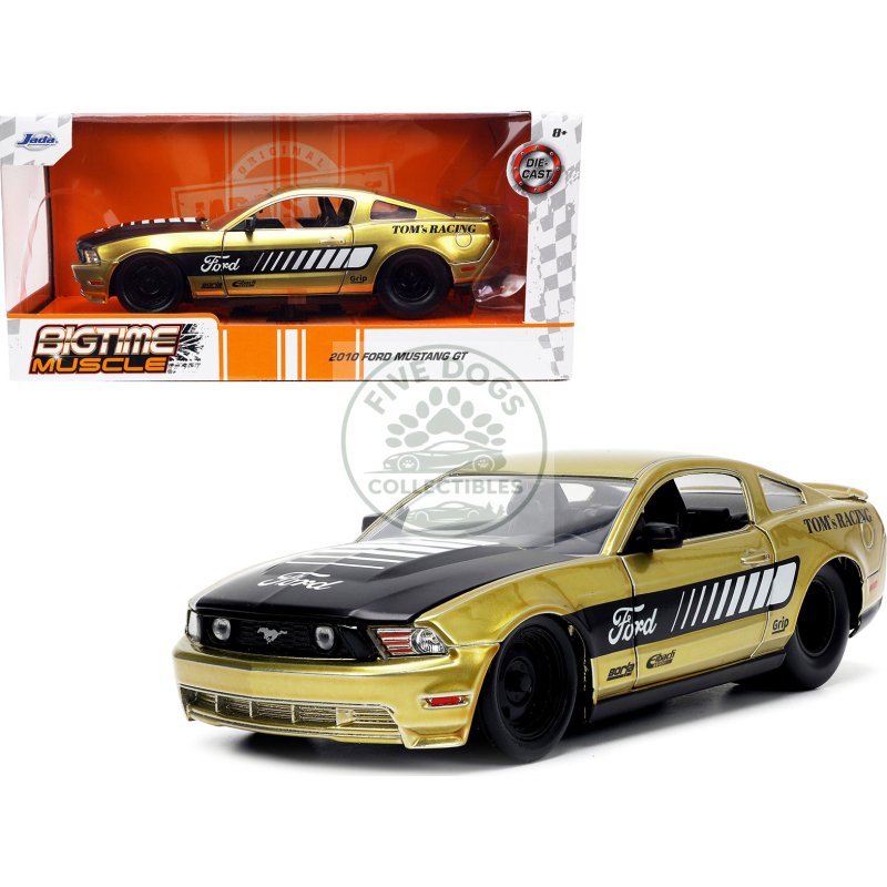 2010 ford mustang gt gold metallic with black graphics and hood "tom's racing" "bigtime muscle" series 1/24 diecast model car by jada