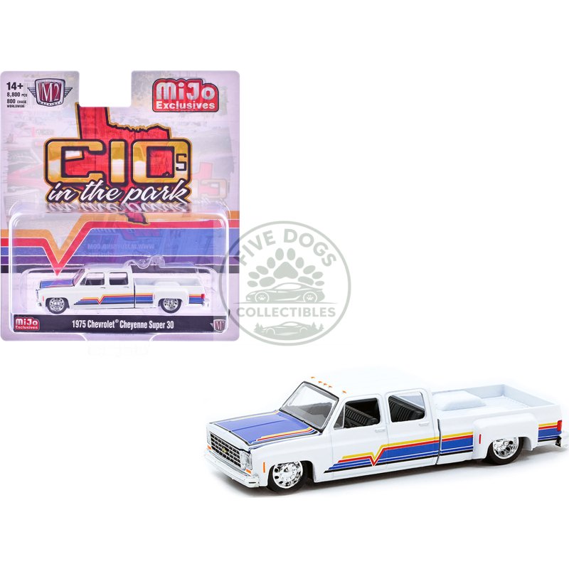 1975 chevrolet cheyenne super 30 dually pickup truck white with blue hood and stripes limited edition to 8800 pieces worldwide 1/64 diecast model car by m2 machines