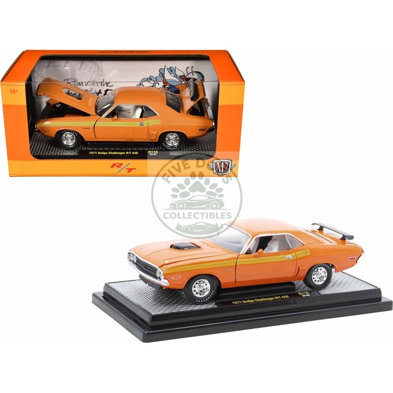 1971 dodge challenger r/t 440 orange with yellow stripes and white interior limited edition to 5250 pieces worldwide 1/24 diecast model car by m2 machines