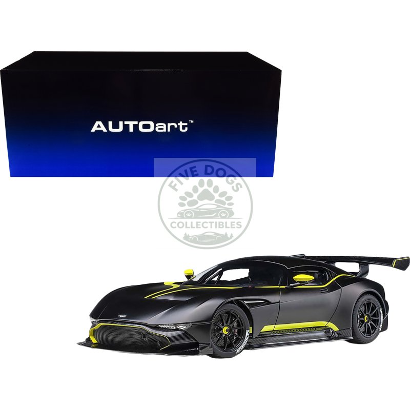 aston martin vulcan matt black with lime green stripes 1/18 model car by autoart