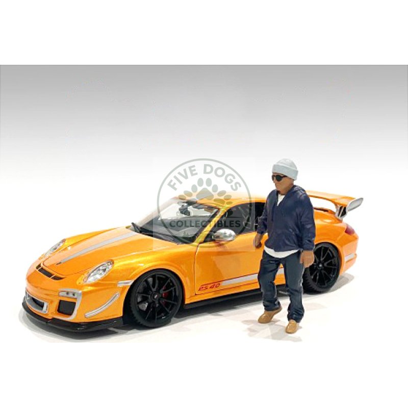 "car meet 1" figurine iv for 1/18 scale models by american diorama