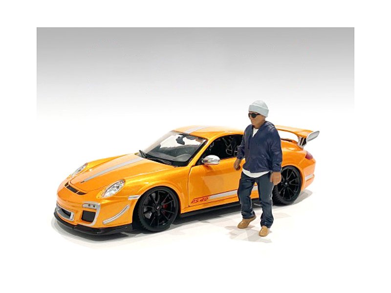 "car meet 1" figurine iv for 1/18 scale models by american diorama "car meet 1" figurine iv for 1/18 scale models by american diorama