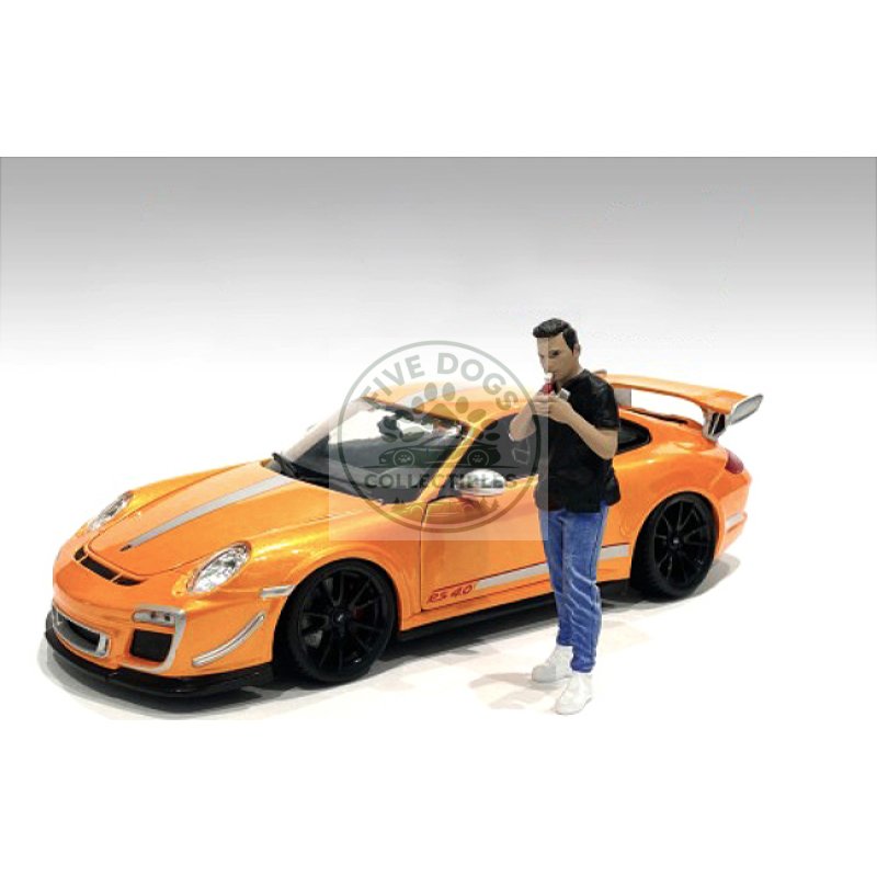 "car meet 1" figurine vi for 1/18 scale models by american diorama