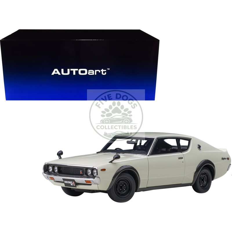 nissan skyline 2000gt r (kpgc110) rhd (right hand drive) white 1/18 model car by autoart