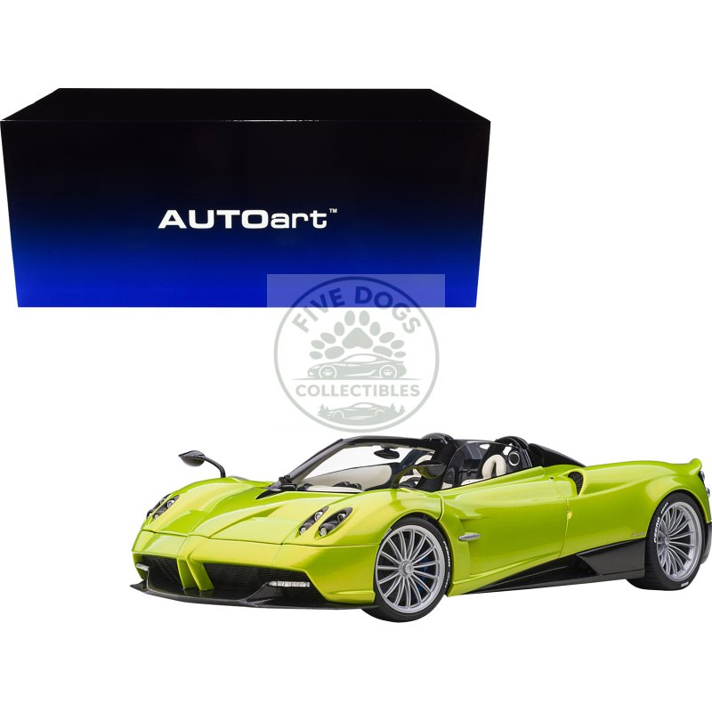 pagani huayra roadster verde firenze green metallic and carbon with luggage set 1/18 model car by autoart