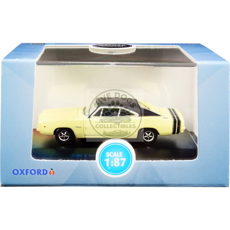 1968 dodge charger light yellow with black top and black stripes 1/87 (ho) scale diecast model car by oxford diecast