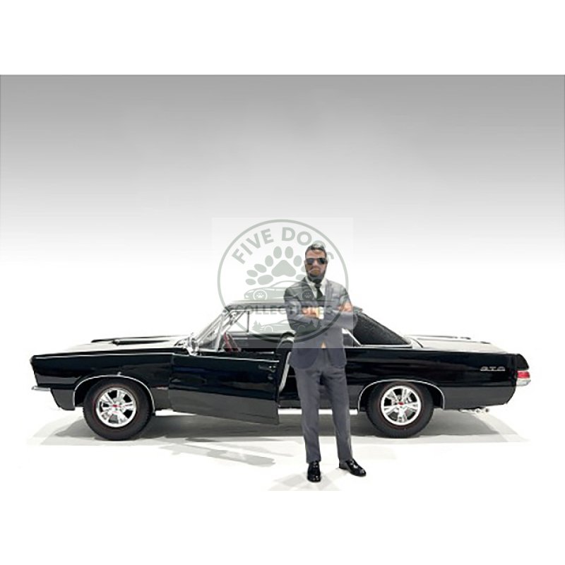 "gentlemen's club" figure 2 for 1/24 scale models by american diorama