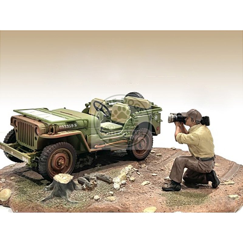 "4x4 mechanic" figure 7 for 1/18 scale models by american diorama
