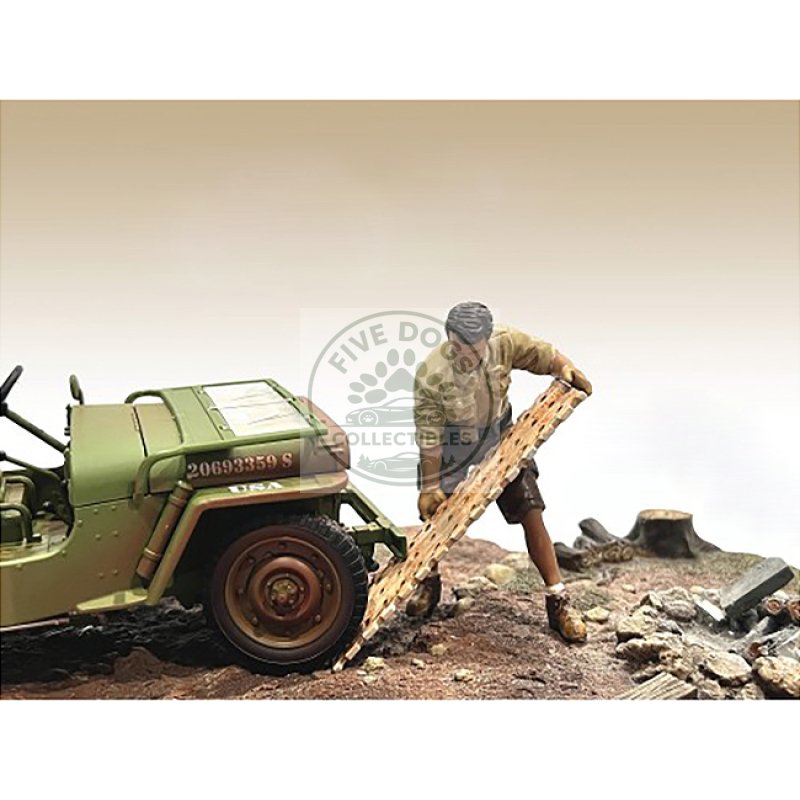 "4x4 mechanic" figure 8 with board accessory for 1/18 scale models by american diorama