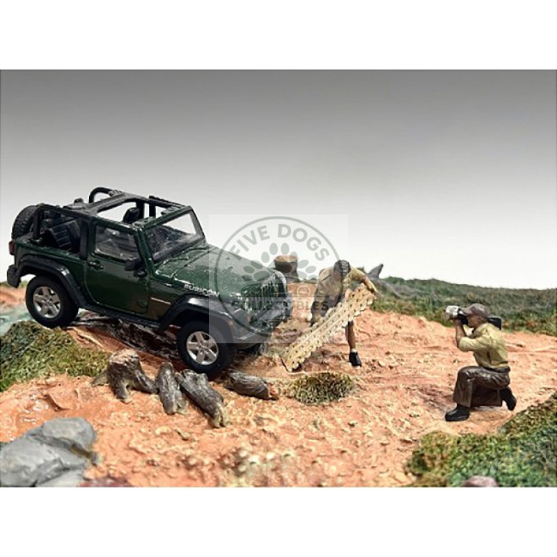 "4x4 mechanics" 2 piece diecast figure set 4 for 1/43 scale models by american diorama