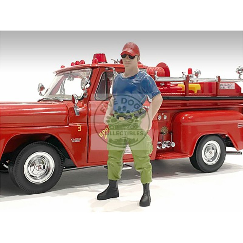 "firefighters" off duty figure for 1/18 scale models by american diorama