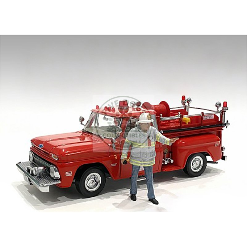"firefighters" fire captain figure for 1/24 scale models by american diorama