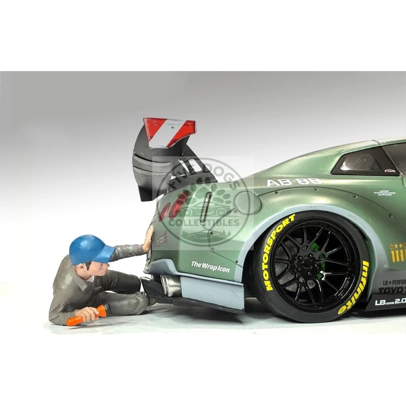 "top tuners" figure #4 "premium" series for 1/18 scale models by american diorama