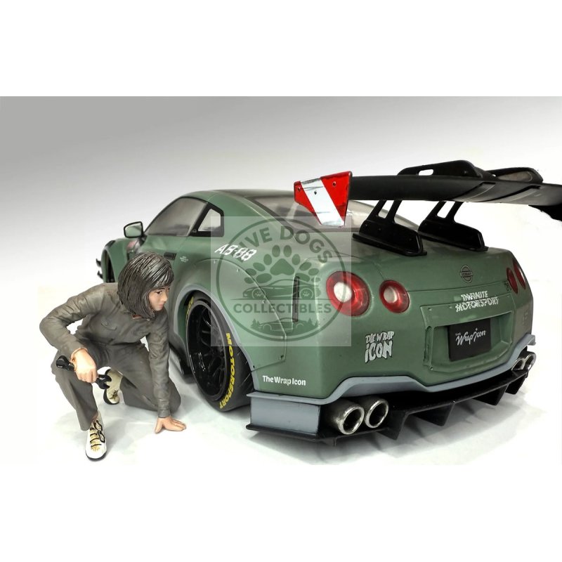 "top tuners" figure #5 "premium" series for 1/24 scale models by american diorama