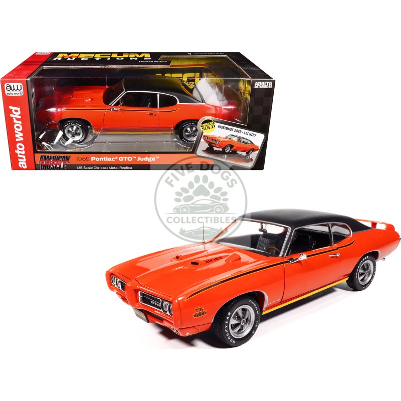 1969 pontiac gto judge carousel red with black stripes and black vinyl top "mecum auctions" "american muscle" series 1/18 diecast model car by auto world