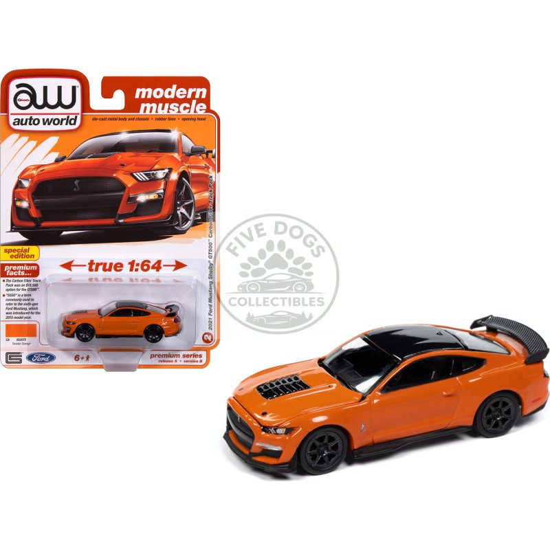2021 ford mustang shelby gt500 carbon fiber track pack twister orange with black top "modern muscle" series 1/64 diecast model car by auto world