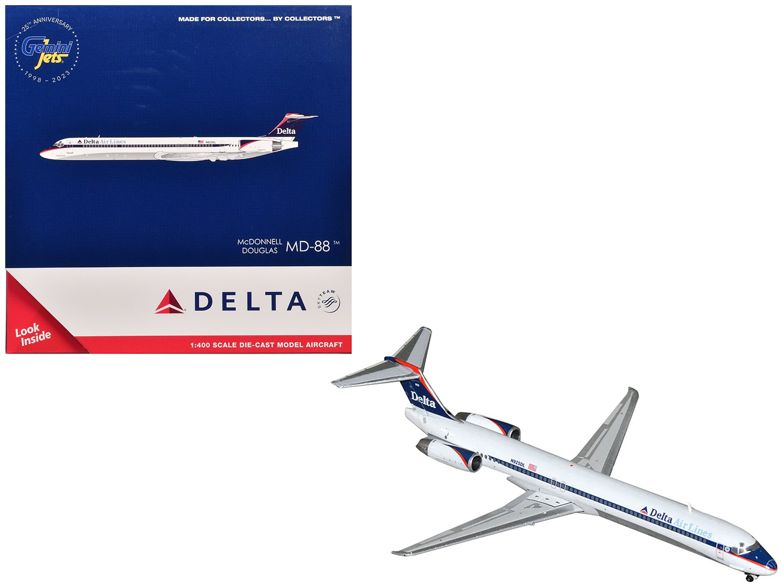 mcdonnell douglas md 88 commercial aircraft "delta air lines" (n925dl) white with blue and red graphics 1/400 diecast model airplane by geminijets mcdonnell douglas md 88 commercial aircraft "delta air lines" (n925dl) white with blue and red graphics 1/400 diecast model airplane by geminijets