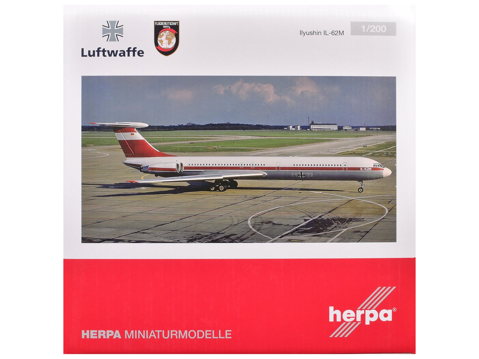 ilyushin il 62m commercial aircraft "german luftwaffe" (11+22) white with red stripes 1/200 diecast model airplane by herpa ilyushin il 62m commercial aircraft "german luftwaffe" (11+22) white with red stripes 1/200 diecast model airplane by herpa
