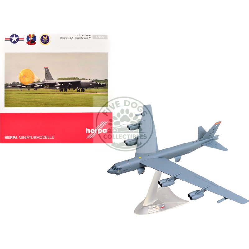 boeing b 52h stratofortress bomber aircraft "excalibur 23rd bomb squadron 5th bomb wing minot air base" (60 0044) united states air force 1/200 diecast model by herpa