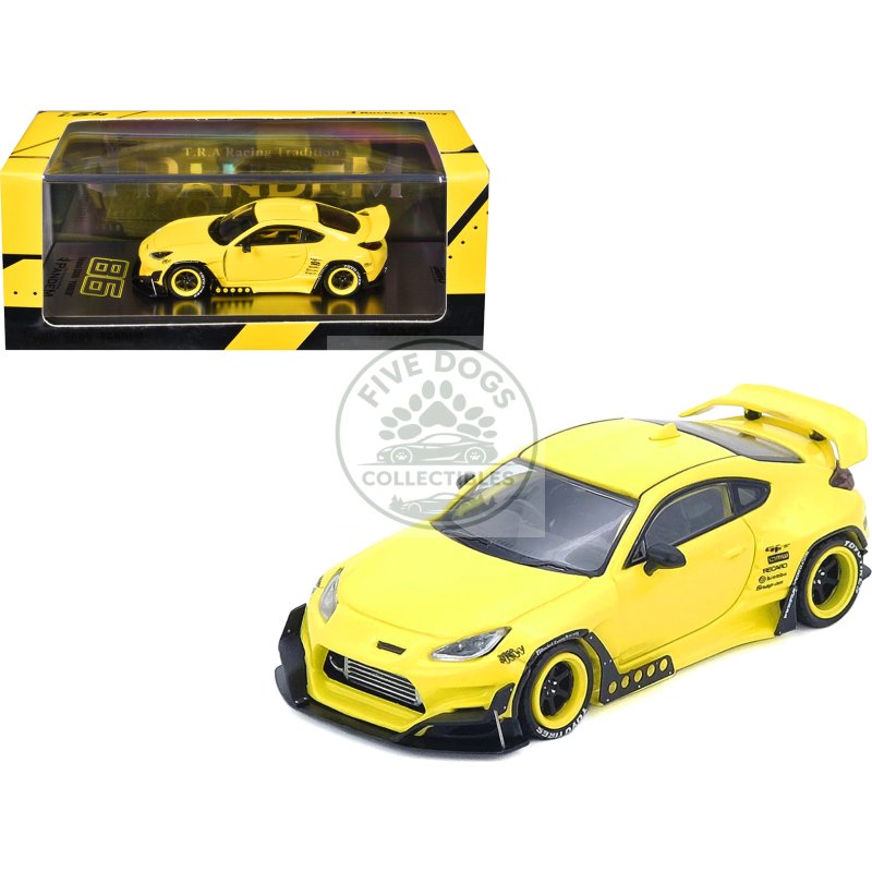 toyota gr86 "pandem" rhd (right hand drive) yellow 1/64 diecast model car by inno models