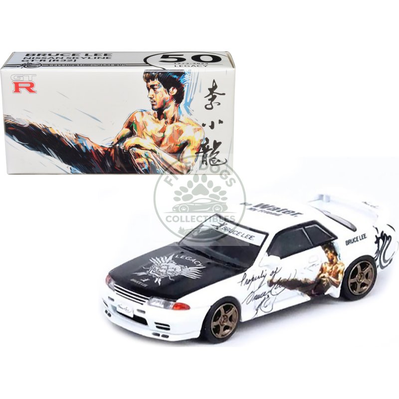 nissan skyline gt r (r32) rhd (right hand drive) white with black hood "bruce lee legacy 50 year anniversary" 1/64 diecast model car by inno models