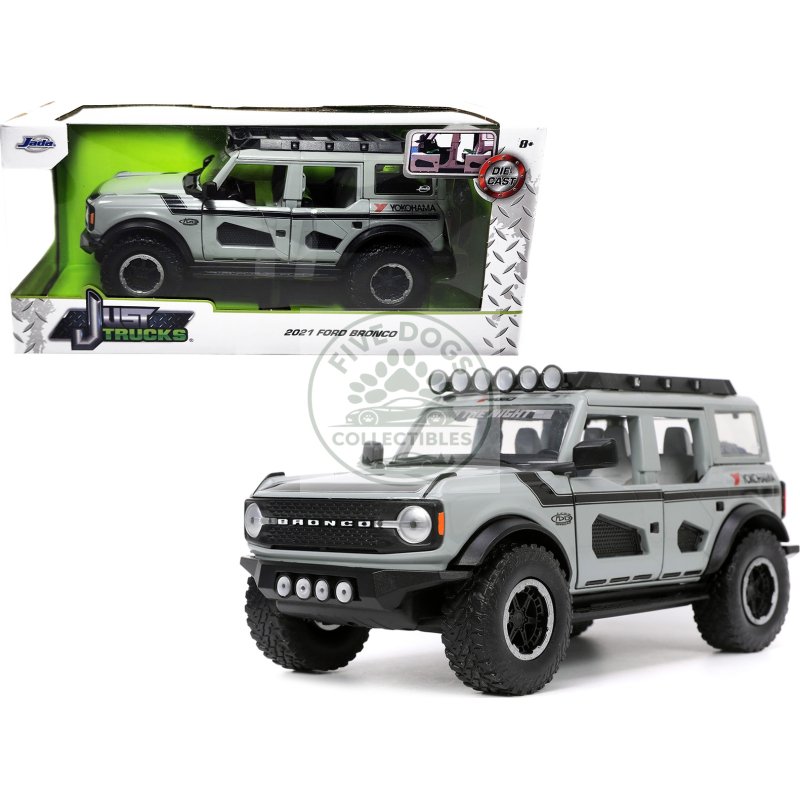 2021 ford bronco gray with black stripes with roof rack "own the night" "just trucks" series 1/24 diecast model car by jada