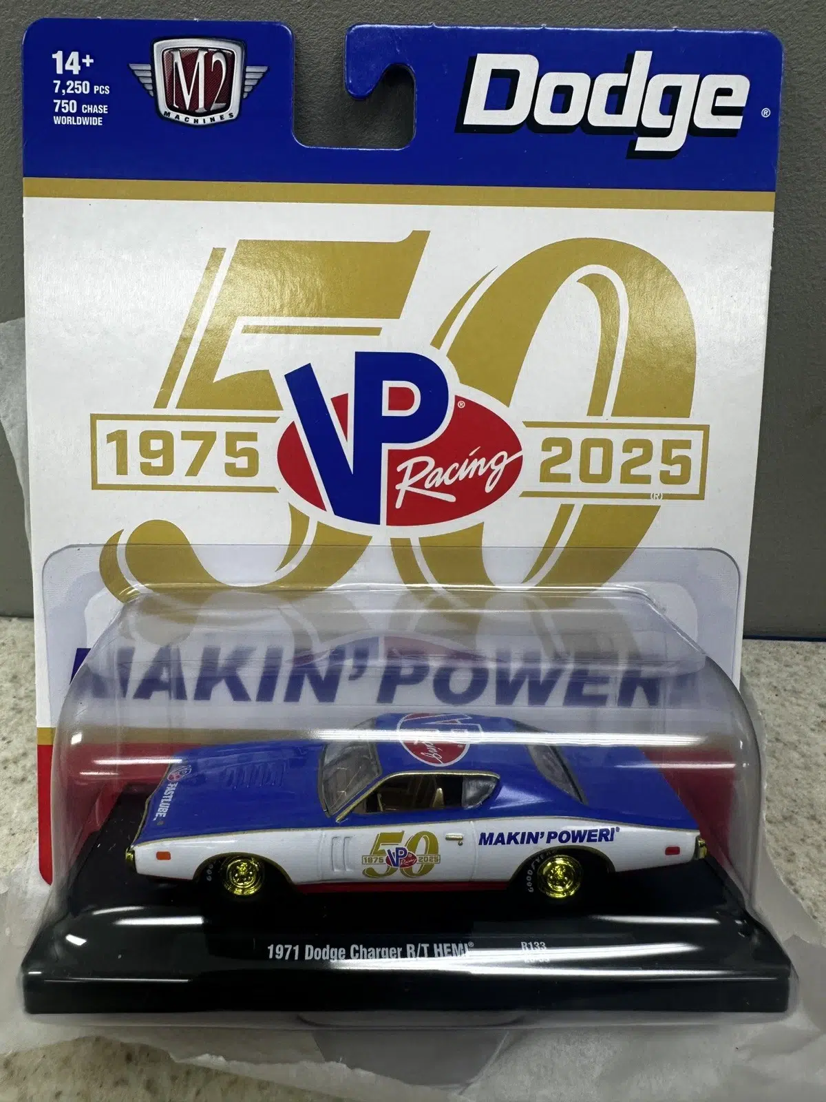 m2 machines auto drivers 1971 dodge charger r/t hemi 1:64 diecast model m2 machines auto drivers 1971 dodge charger r/t hemi 1:64 diecast model