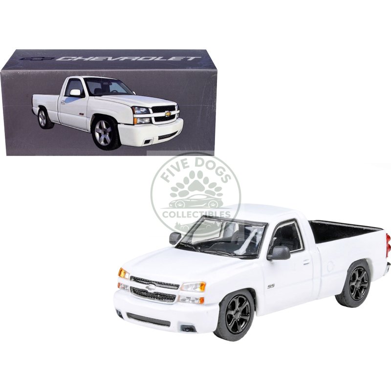 2006 chevrolet silverado 'cateye' pickup truck summit white 1/64 diecast model car by paragon