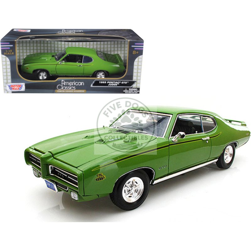 1969 pontiac gto judge green 1/18 diecast car model by motormax